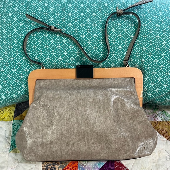 REHAB! Kate Spade wood frame cross body - Picture 7 of 16